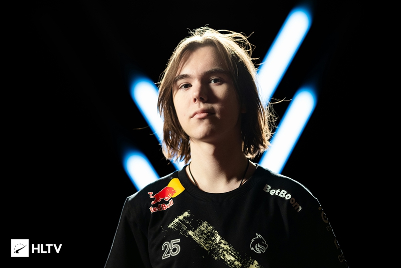 m0NESY ：面对device这种指挥型狙击手时打得更舒服