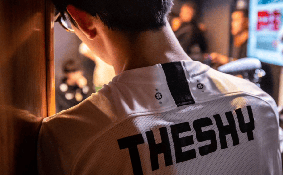 上海Major开幕阶段：谁的作业被撕了？FQ 13-6 COL获得首场胜利