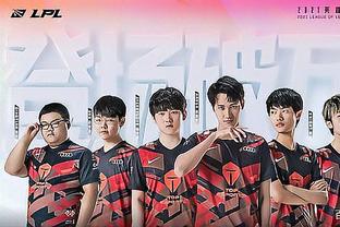 传闻： FUT Esports 可能签下前 NaVi Junior 阵容与 Misutaaa 。