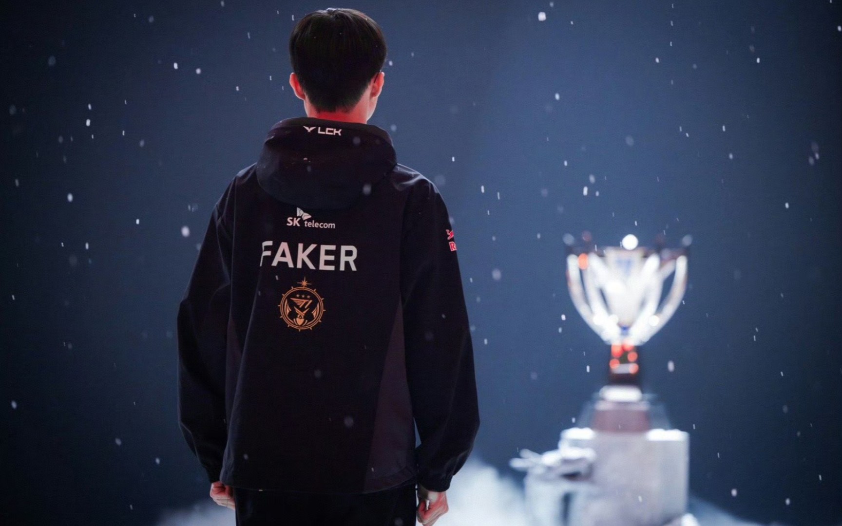 LNG Esports 官方：与团队打野选手 Weiwei 续约成功；