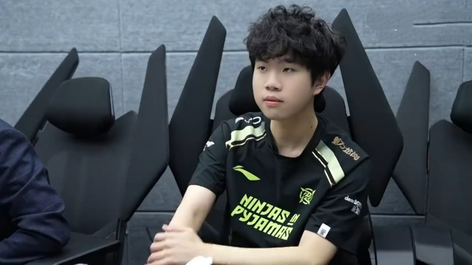 【前瞻】2025LPL春季赛决赛RNG vs FPX，是凤凰涅槃，还是RNG王者归来？