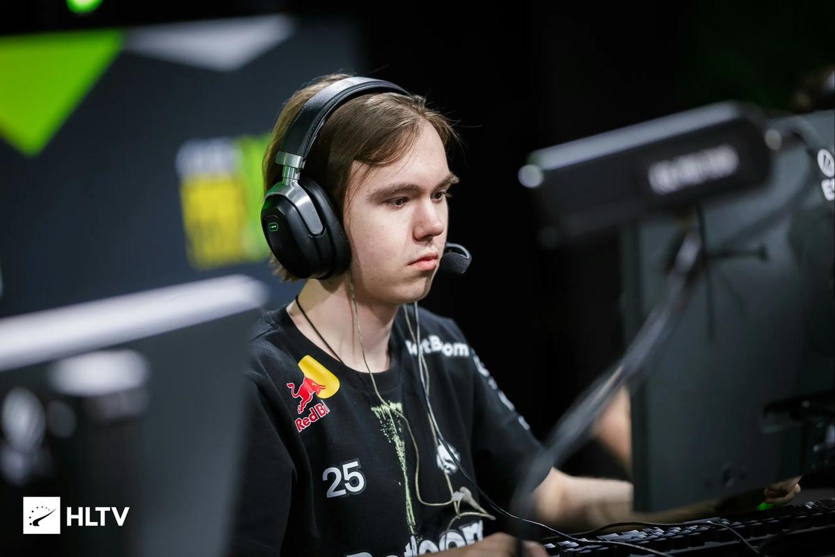 knight ：想在这次大赛中遇到Faker，想为复仇去年的世界赛之仇